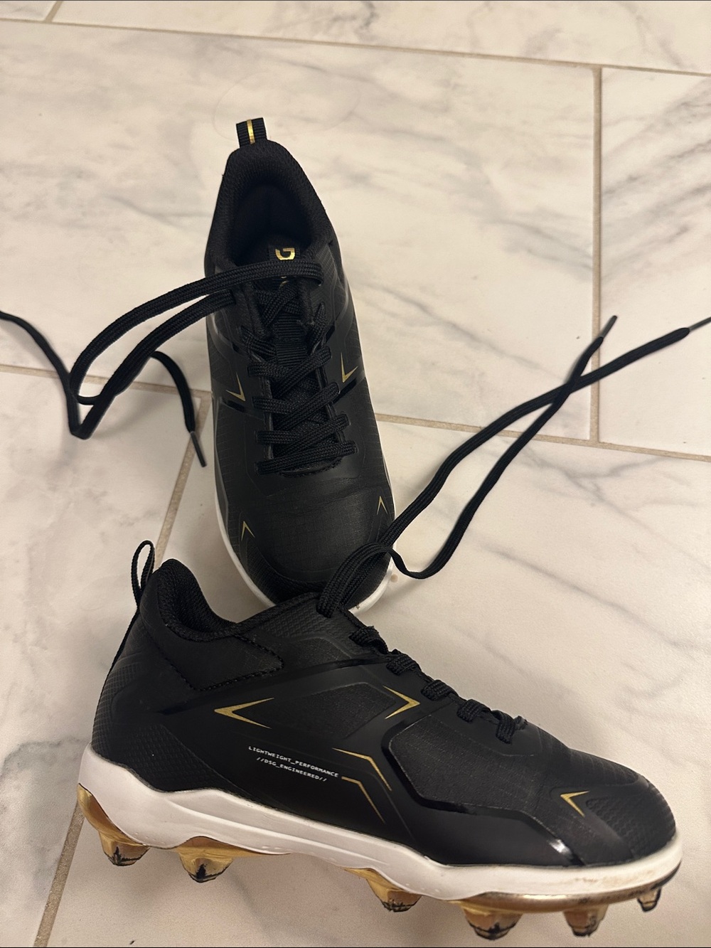 Kids Black and Gold Cleats - Athletic Baseball/soccer Shoes size 11